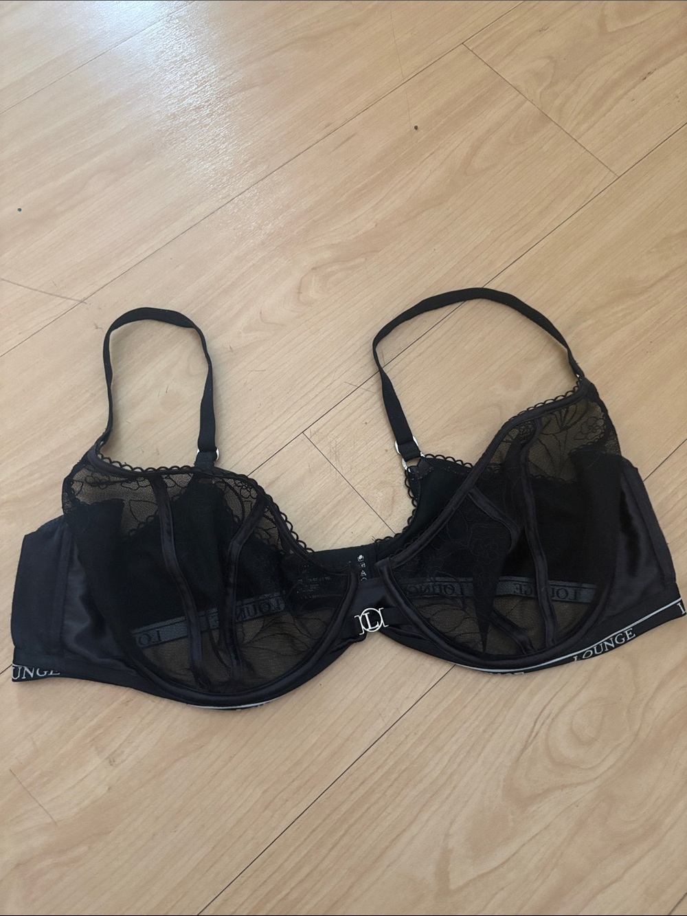 Underwire Lace Bra in Black